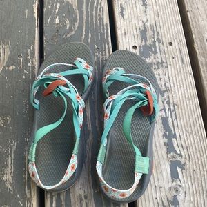 Chaco size 9 sandals